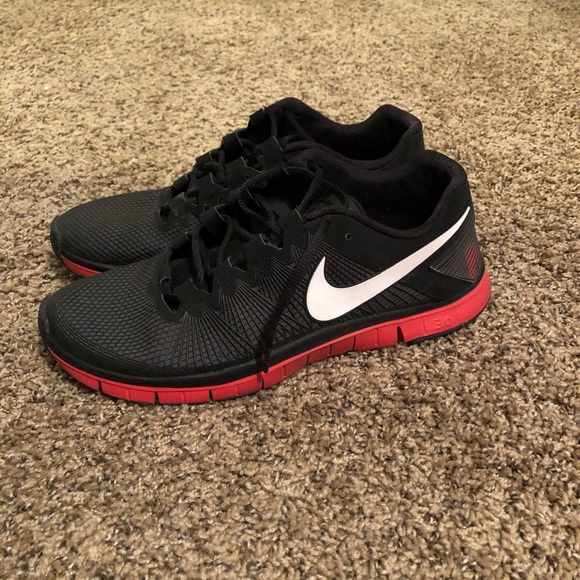 black nike with red soles